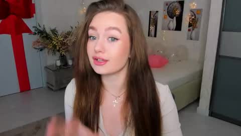 Snapshot of miraclecurly chatting on 15, 2, 2025 Emma online show from 15, 2, 2025