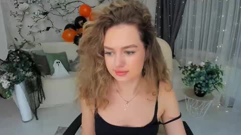 Emma online show from 28, 10, 2025