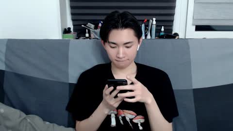 Snapshot of miram_yoo chatting on 26, 1, 2025 online show from 26, 1, 2025