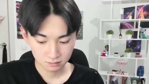              online show from 18, 10, 2025