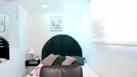 Snapshot of miranda_doll_ chatting on 23, 5, 2026 online show from 23, 5, 2026