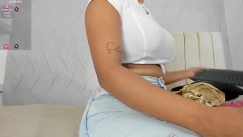 Snapshot of miranda_villa chatting on 11, 9, 2025 Miranda online show from 11, 9, 2025