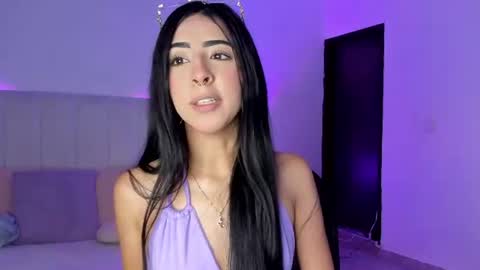 Snapshot of mirandaa_rogers chatting on 23, 7, 2026 Miranda Rogers online show from 23, 7, 2026