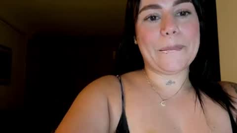 Snapshot of mirandaredd chatting on 14, 6, 2026 Miranda online show from 14, 6, 2026