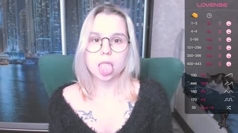 Snapshot of miray_kuriyama chatting on 7, 12, 2024 Kira online show from 7, 12, 2024