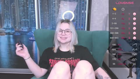 Snapshot of miray_kuriyama chatting on 12, 12, 2024 Kira online show from 12, 12, 2024