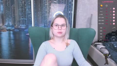 Snapshot of miray_kuriyama chatting on 19, 12, 2024 Kira online show from 19, 12, 2024