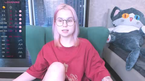 Snapshot of miray_kuriyama chatting on 6, 1, 2025 Kira online show from 6, 1, 2025
