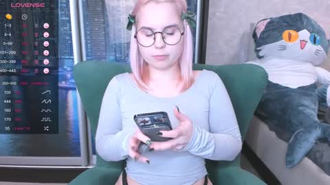 Snapshot of miray_kuriyama chatting on 12, 1, 2025 Kira online show from 12, 1, 2025