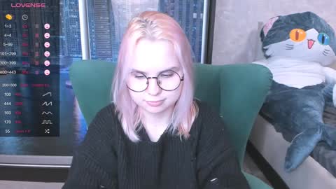 Snapshot of miray_kuriyama chatting on 12, 1, 2025 Kira online show from 12, 1, 2025