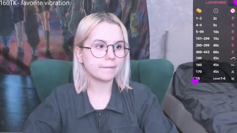 Snapshot of miray_kuriyama chatting on 24, 2, 2025 Kira online show from 24, 2, 2025