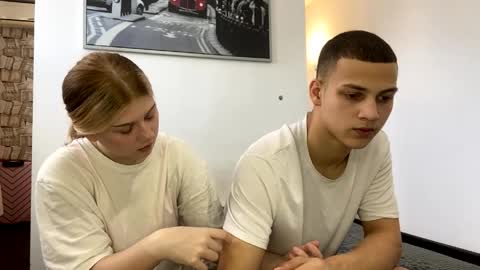 mirelcouple online show from 11, 4, 2026