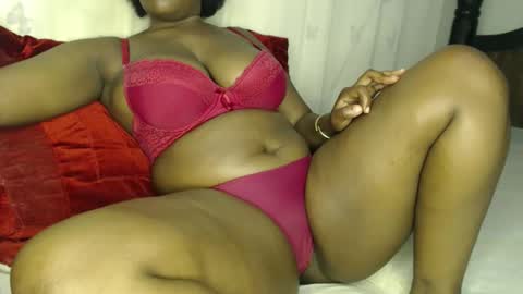 Snapshot of mireypeace chatting on 25, 2, 2026 mireypeace online show from 25, 2, 2026