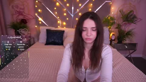 Mira online show from 6, 4, 2026