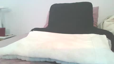 Snapshot of mirnibsur chatting on 12, 10, 2025 mirnibsur online show from 12, 10, 2025