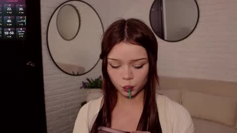 Miroslava online show from 25, 11, 2025