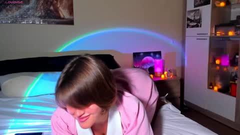 Shelley online show from 26, 10, 2025