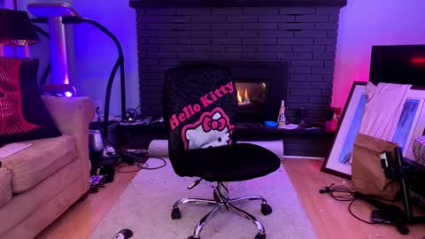 Snapshot of mischiefmonica33 chatting on 24, 2, 2025 mischiefmonica1 online show from 24, 2, 2025