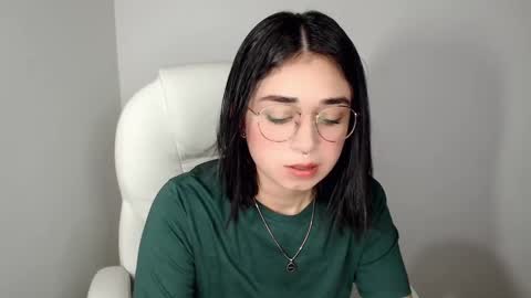 Snapshot of misha__sweet__27 chatting on 14, 1, 2025 misha online show from 14, 1, 2025