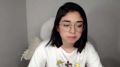 Snapshot of misha__sweet__27 chatting on 17, 1, 2025 misha online show from 17, 1, 2025