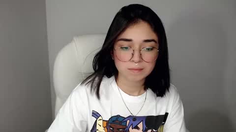 Snapshot of misha__sweet__27 chatting on 20, 1, 2025 misha online show from 20, 1, 2025