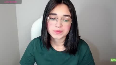 Snapshot of misha__sweet__27 chatting on 14, 2, 2025 misha online show from 14, 2, 2025