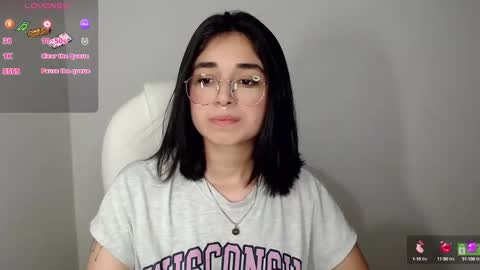 Snapshot of misha__sweet__27 chatting on 18, 2, 2025 misha online show from 18, 2, 2025