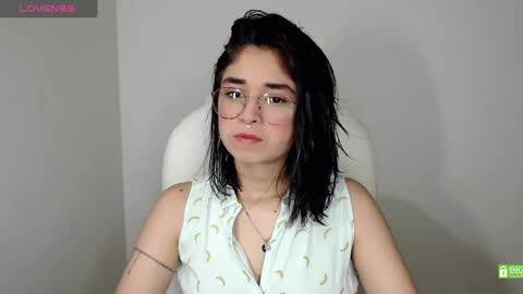 Snapshot of misha__sweet__27 chatting on 1, 3, 2025 misha online show from 1, 3, 2025