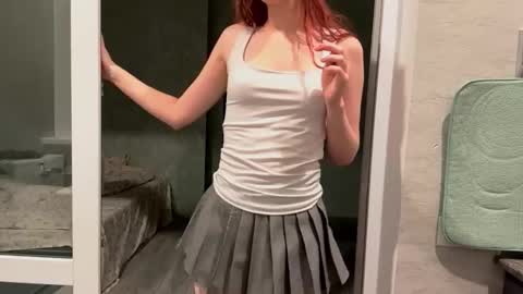 Molly online show from 17, 10, 2025