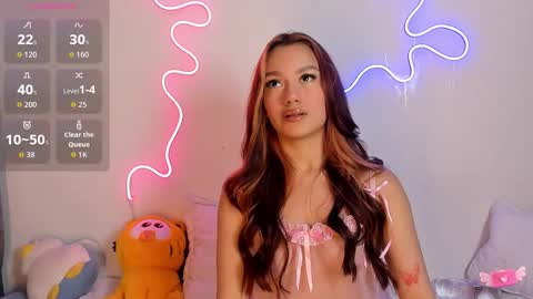 Mishell Galdive online show from 11, 9, 2025