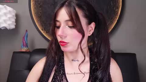 Snapshot of miss___charlotte chatting on 10, 6, 2026 Charlotte online show from 10, 6, 2026