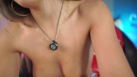 Zoe online show from 15, 4, 2026