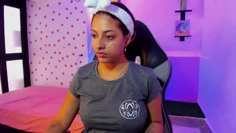 Snapshot of miss_akemi chatting on 10, 9, 2025 Akemi 3 online show from 10, 9, 2025