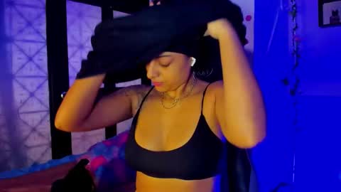 Akemi 3 online show from 3, 11, 2025