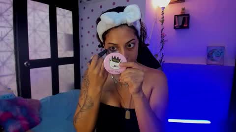 Akemi 3 online show from 17, 11, 2025