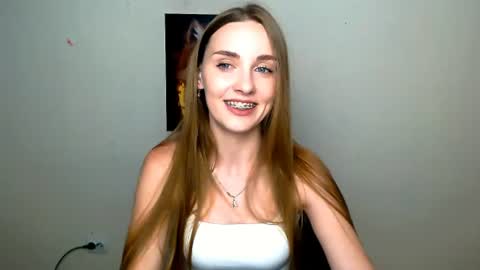 Snapshot of miss_angelina_ chatting on 15, 6, 2026 Angelina online show from 15, 6, 2026
