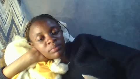 miss_belllo online show from 6, 3, 2025