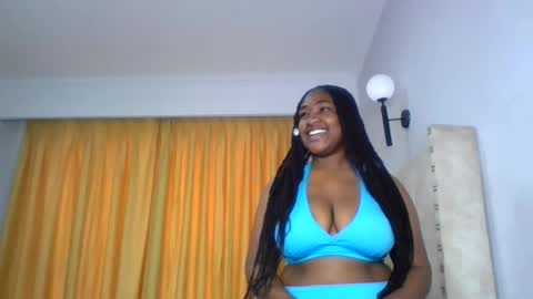 Snapshot of miss_berries chatting on 6, 8, 2026 miss_berries online show from 6, 8, 2026