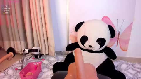Snapshot of miss_blowjob4u chatting on 21, 10, 2025 miss_blowjob4u online show from 21, 10, 2025