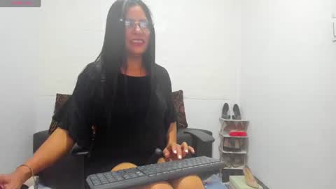 Snapshot of miss_clarepocahose chatting on 12, 6, 2026 Clare PocaHose online show from 12, 6, 2026