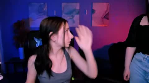 miss_courtney online show from 13, 3, 2026