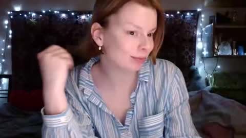 Elis online show from 10, 2, 2025