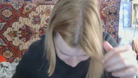 Snapshot of miss_elistia_ chatting on 20, 4, 2026 Elis online show from 20, 4, 2026
