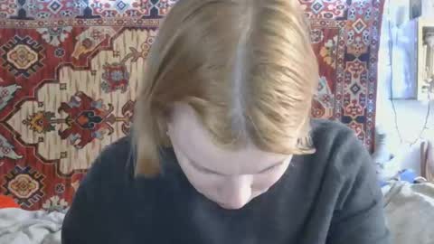 Snapshot of miss_elistia_ chatting on 24, 4, 2026 Elis online show from 24, 4, 2026