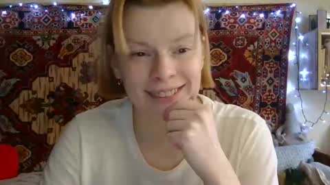 Snapshot of miss_elistia_ chatting on 2, 6, 2026 Elis online show from 2, 6, 2026