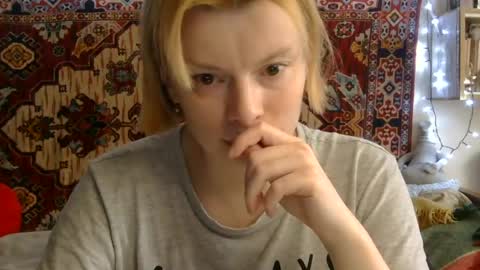 Snapshot of miss_elistia_ chatting on 25, 6, 2026 Elis online show from 25, 6, 2026