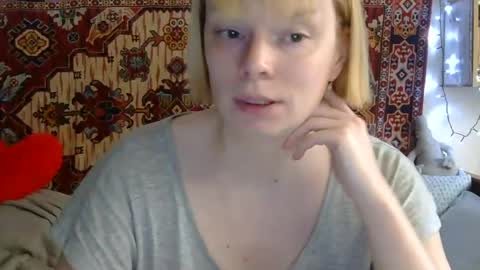 Snapshot of miss_elistia_ chatting on 13, 7, 2026 Elis online show from 13, 7, 2026