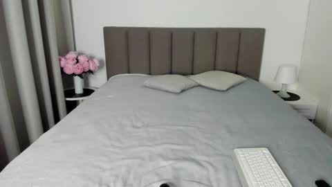 Snapshot of miss_emilyy chatting on 8, 3, 2025 Emily online show from 8, 3, 2025