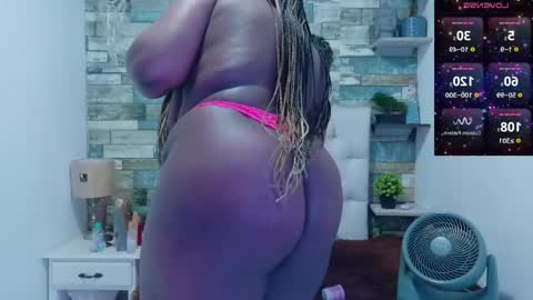 Snapshot of miss_evans_ chatting on 18, 5, 2026 miss_evans_ online show from 18, 5, 2026