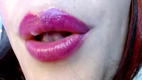 Snapshot of miss_evoleth2 chatting on 27, 1, 2025 Miss Evoleth online show from 27, 1, 2025
